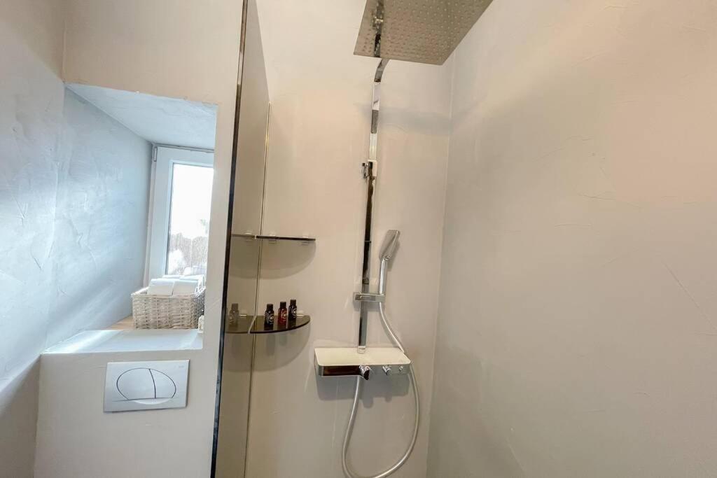 The By The Sea In Historic Old Apartman *